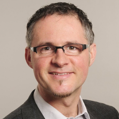 joerg_knuth